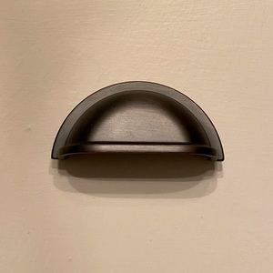 NWT Set of 10 drawer pulls